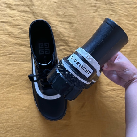 Givenchy black rain boots - Picture 2 of 9